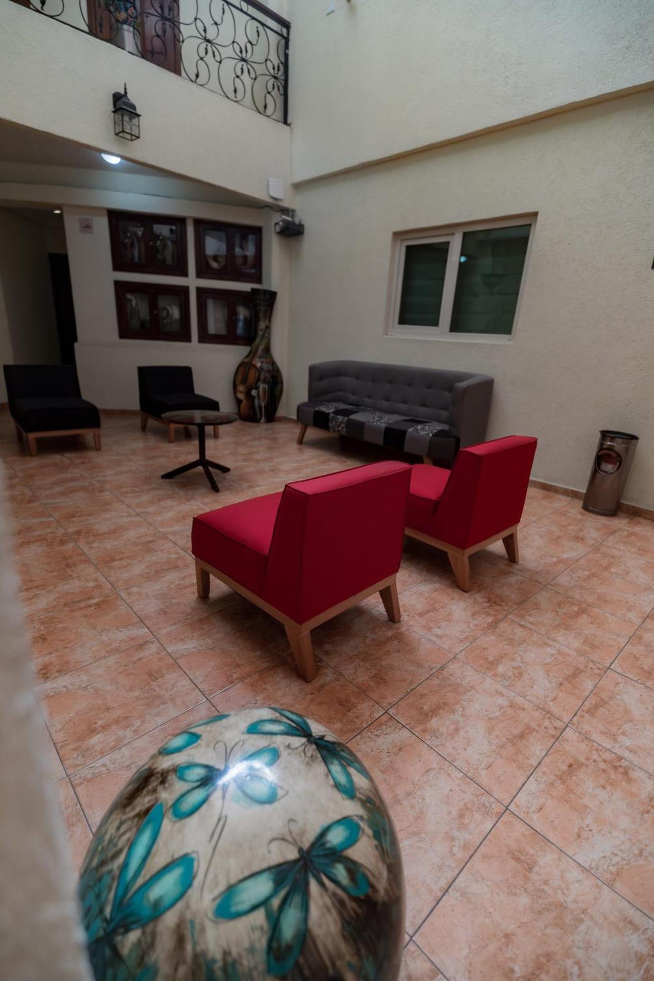 Hotel Alcazar - Guadalajara Centro Historico Екстериор снимка